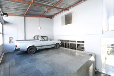 Garagem de casa à venda com 3 quartos, 140m² em Campanário, Diadema