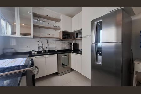 Apartamento para alugar com 90m², 2 quartos e 2 vagas Apartamento para alugar com 90m², 2 quartos e 2 vagasCozinha