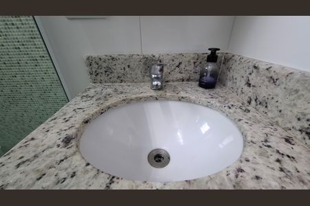 Apartamento para alugar com 90m², 2 quartos e 2 vagas Apartamento para alugar com 90m², 2 quartos e 2 vagasBanheiro 2