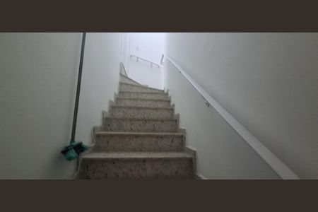 Apartamento para alugar com 90m², 2 quartos e 2 vagas Apartamento para alugar com 90m², 2 quartos e 2 vagasEscada cobertura