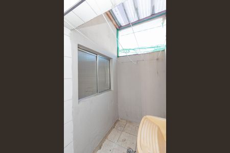 Área de Serviço de casa de condomínio para alugar com 2 quartos, 60m² em Vila Nova Curuca, São Paulo