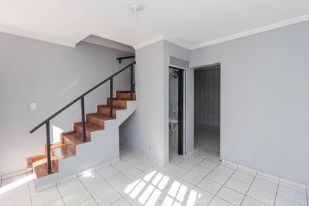 Sala de casa de condomínio para alugar com 2 quartos, 60m² em Vila Nova Curuca, São Paulo
