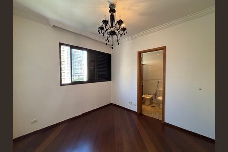 Suíte 1 de apartamento para alugar com 3 quartos, 180m² em Indianópolis, São Paulo