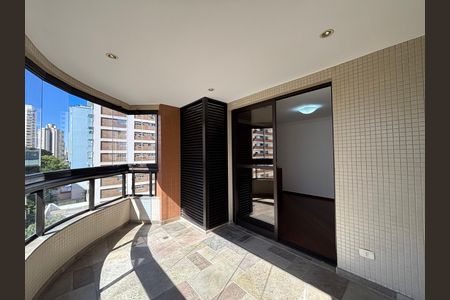 Varanda de apartamento para alugar com 3 quartos, 180m² em Indianópolis, São Paulo