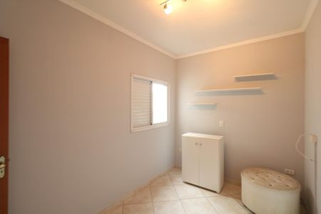Apartamento para alugar com 166m², 3 quartos e 2 vagasQuarto 2