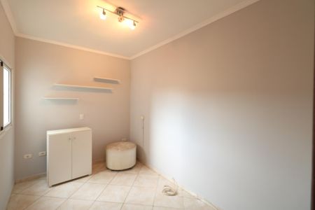 Apartamento para alugar com 166m², 3 quartos e 2 vagasQuarto 2