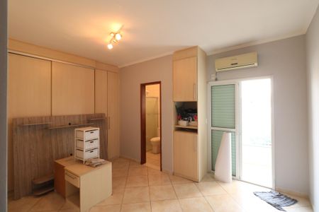 Apartamento para alugar com 166m², 3 quartos e 2 vagasSuíte