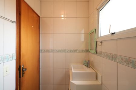 Apartamento para alugar com 166m², 3 quartos e 2 vagasBanheiro