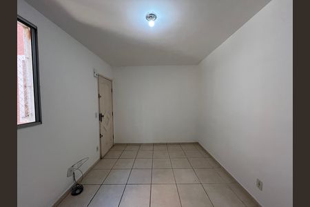 Sala de apartamento à venda com 2 quartos, 50m² em Cabral, Contagem
