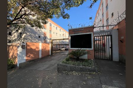 Fachada do Prédio de apartamento à venda com 2 quartos, 50m² em Cabral, Contagem