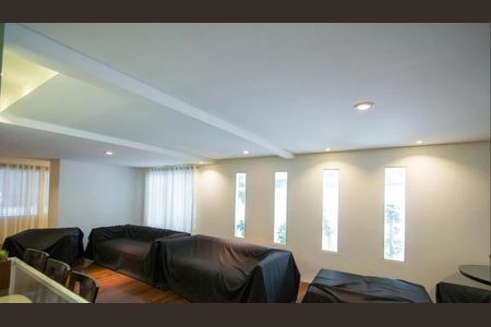 Apartamento à venda com 189m², 3 quartos e 2 vagas Apartamento à venda com 189m², 3 quartos e 2 vagasÁrea comum - Salão de Festas