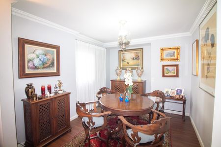 Apartamento à venda com 189m², 3 quartos e 2 vagas Apartamento à venda com 189m², 3 quartos e 2 vagasSala de Jogos
