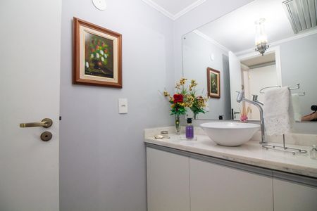 Apartamento à venda com 189m², 3 quartos e 2 vagas Apartamento à venda com 189m², 3 quartos e 2 vagasLavabo