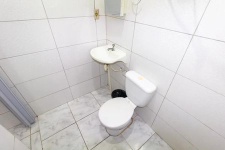 Banheiro de casa para alugar com 1 quarto, 38m² em Jardim Matarazzo, São Paulo