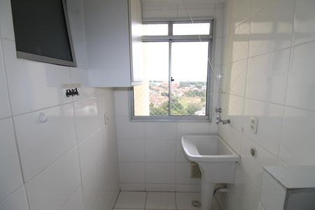 Apartamento para alugar com 70m², 3 quartos e 1 vagaÁrea de Serviço