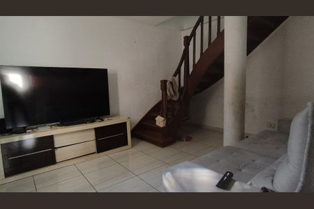 Sala de casa à venda com 2 quartos, 180m² em Moinho Velho, São Paulo