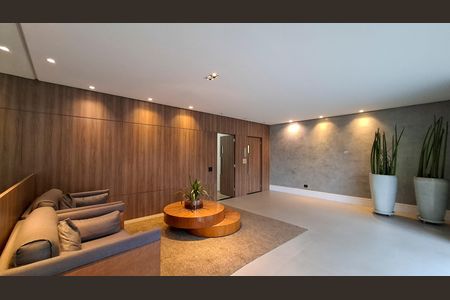 Apartamento à venda com 135m², 3 quartos e 3 vagas Apartamento à venda com 135m², 3 quartos e 3 vagasHall Social