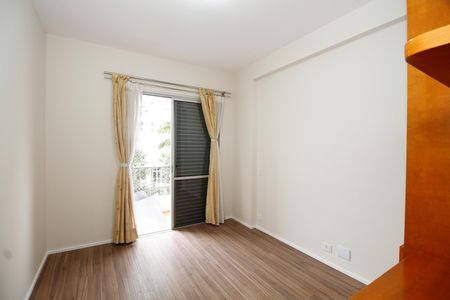 Apartamento à venda com 135m², 3 quartos e 3 vagas Apartamento à venda com 135m², 3 quartos e 3 vagasQuarto 1