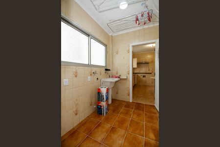 Apartamento à venda com 135m², 3 quartos e 3 vagas Apartamento à venda com 135m², 3 quartos e 3 vagasÁrea de Serviço