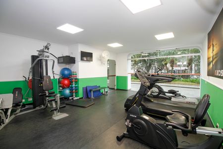 Apartamento à venda com 135m², 3 quartos e 3 vagas Apartamento à venda com 135m², 3 quartos e 3 vagasÁrea Comum - Academia