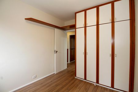 Apartamento à venda com 135m², 3 quartos e 3 vagas Apartamento à venda com 135m², 3 quartos e 3 vagasQuarto 2