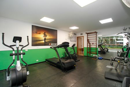 Apartamento à venda com 135m², 3 quartos e 3 vagas Apartamento à venda com 135m², 3 quartos e 3 vagasÁrea Comum - Academia