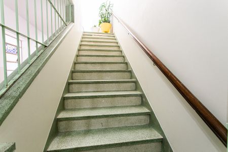 Entrada do Apartamento - Escada de apartamento para alugar com 2 quartos, 83m² em Tatuapé, São Paulo