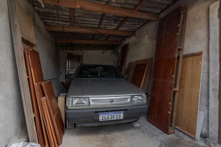 Garagem de casa à venda com 3 quartos, 320m² em Sarandi, Porto Alegre