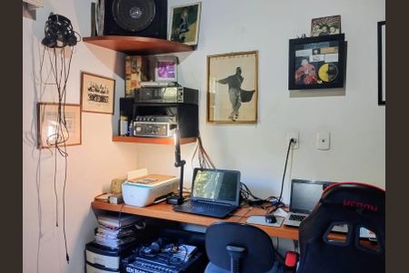 Apartamento para alugar com 66m², 2 quartos e 1 vagaQuarto