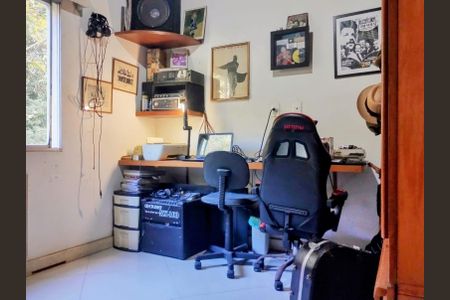 Apartamento para alugar com 66m², 2 quartos e 1 vagaQuarto