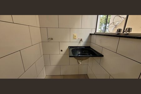 tanque  de casa à venda com 3 quartos, 77m² em Residencial Lagoa, Betim
