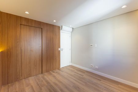 Apartamento à venda com 75m², 2 quartos e 1 vaga Apartamento à venda com 75m², 2 quartos e 1 vagaSuíte