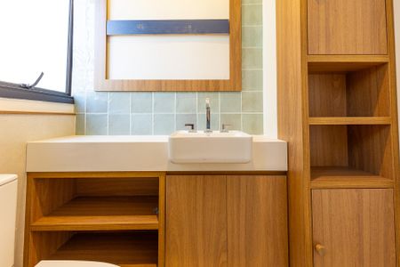 Apartamento à venda com 75m², 2 quartos e 1 vaga Apartamento à venda com 75m², 2 quartos e 1 vagaBanheiro da Suíte