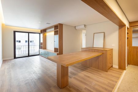 Apartamento à venda com 75m², 2 quartos e 1 vaga Apartamento à venda com 75m², 2 quartos e 1 vagaSala