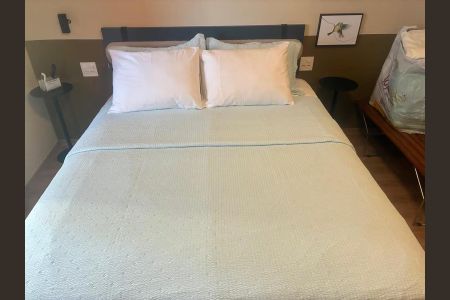 Studio à venda com 26m², 1 quarto e sem vaga Studio à venda com 26m², 1 quarto e sem vagaSala / Quarto