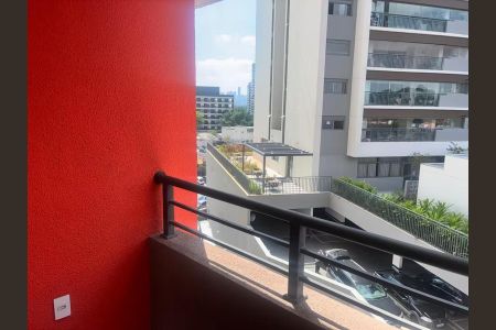 Studio à venda com 26m², 1 quarto e sem vaga Studio à venda com 26m², 1 quarto e sem vagaVaranda