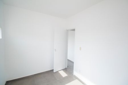 Quarto 2 de apartamento para alugar com 2 quartos, 49m² em Guadalupe, Rio de Janeiro
