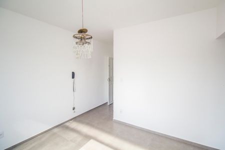 Sala de apartamento para alugar com 2 quartos, 49m² em Guadalupe, Rio de Janeiro