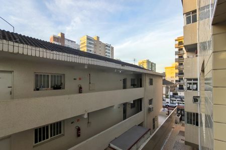 Vista de apartamento para alugar com 2 quartos, 96m² em Canto do Forte, Praia Grande