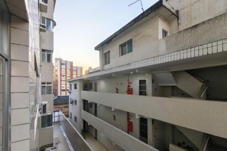 Vista de apartamento para alugar com 2 quartos, 96m² em Canto do Forte, Praia Grande