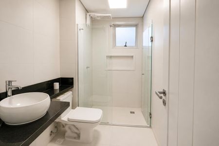 Banheiro de apartamento para alugar com 2 quartos, 45m² em Parque Cisper, São Paulo