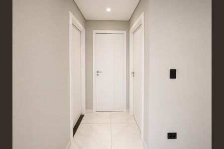 Corredor de apartamento para alugar com 2 quartos, 45m² em Parque Cisper, São Paulo