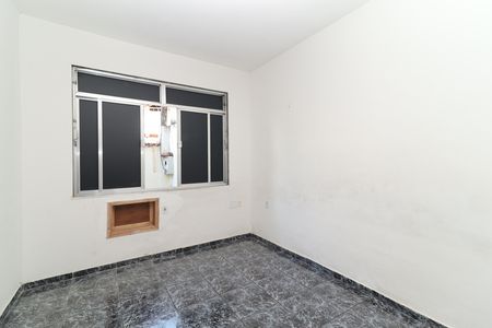 Quarto 1 de casa para alugar com 3 quartos, 120m² em Realengo, Rio de Janeiro