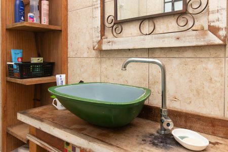 Apartamento à venda com 65m², 2 quartos e sem vaga Apartamento à venda com 65m², 2 quartos e sem vagaBanheiro