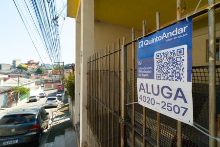 Plaquinha de casa para alugar com 2 quartos, 60m² em Americanópolis, São Paulo