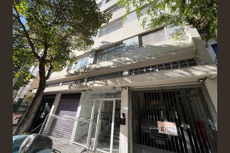 Apartamento à venda com 58m², 1 quarto e sem vaga Apartamento à venda com 58m², 1 quarto e sem vagaFachada