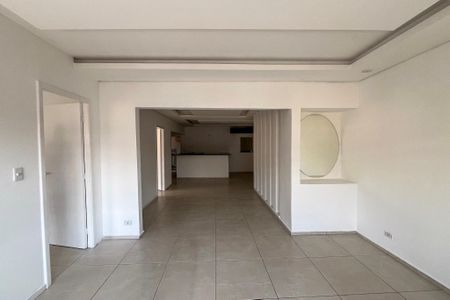 Casa para alugar com 3 quartos, 185m² em Vila Moraes, São Paulo
