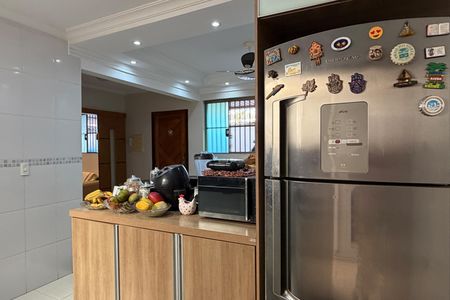 Cozinha de casa de condomínio para alugar com 3 quartos, 110m² em Macuco, Santos