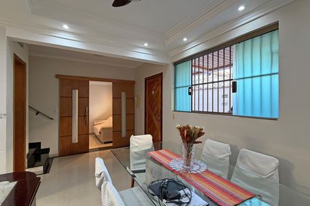 Sala de Jantar de casa de condomínio para alugar com 3 quartos, 110m² em Macuco, Santos