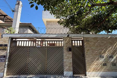 Fachada de casa de condomínio para alugar com 3 quartos, 110m² em Macuco, Santos